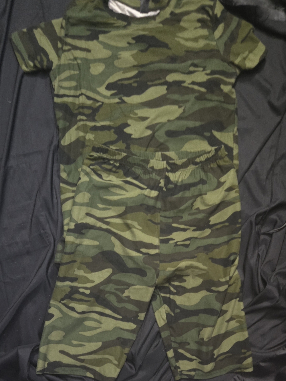 Women’s Camouflage Short Sleeve Top and Shorts Set - Green Camo